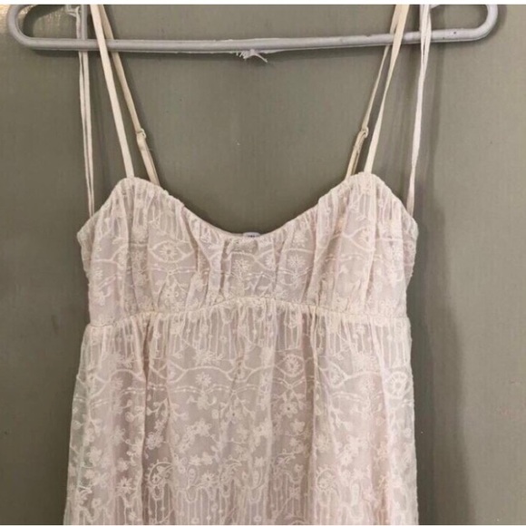 Dress small size - Picture 3 of 7